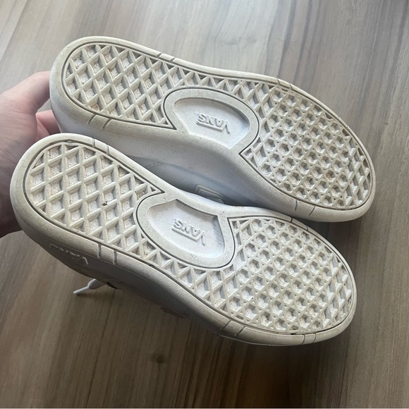 Vans Lowland Court Sneakers - Picture 6 of 11